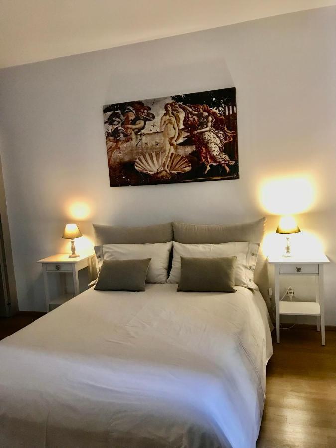 Connie S Home Free Parking Lugano Esterno foto