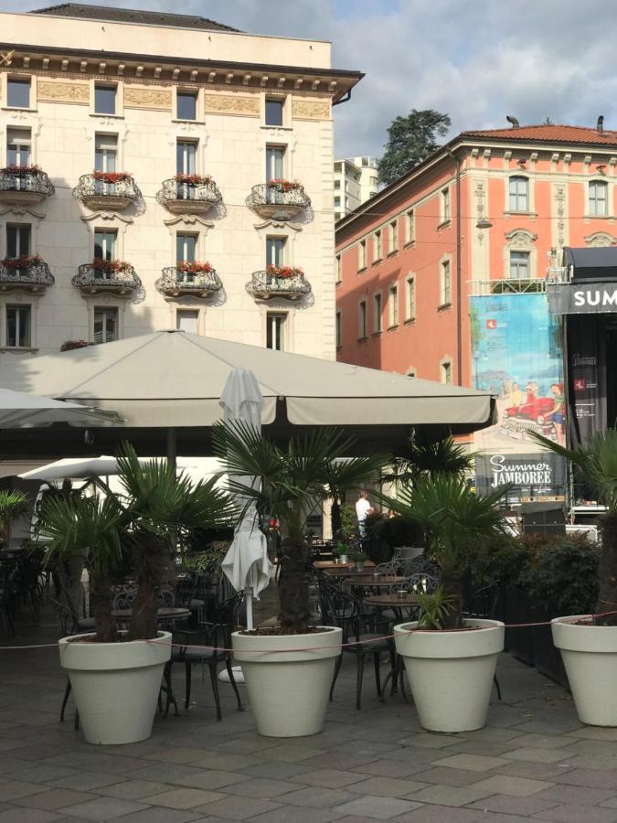Connie S Home Free Parking Lugano Esterno foto